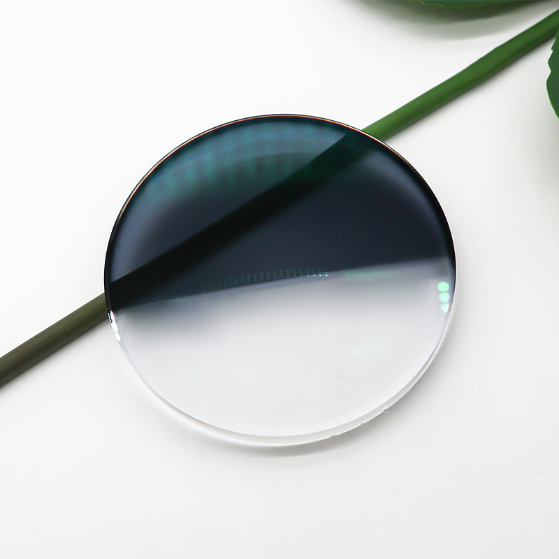 Lente fotocromática 1.56 SHMC